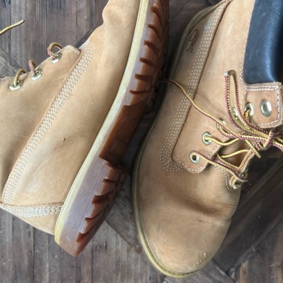 Womens Timberland Boots - Picture 8 of 11